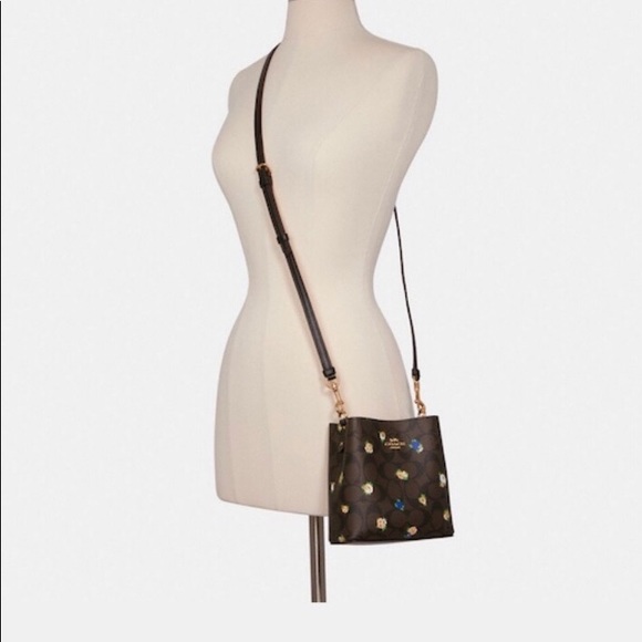 Authentic Coach Bucket Bag & Wristlet Mini Roses - Picture 5 of 7